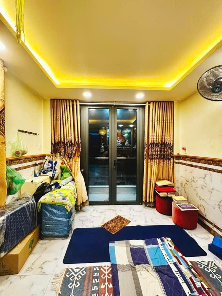 Chủ giảm nhiệt Nhà Phố Nguyễn Thiện Thuật, 40m2, 5 tầng BTCT, Quận 10, 6m, 7.x tỷ